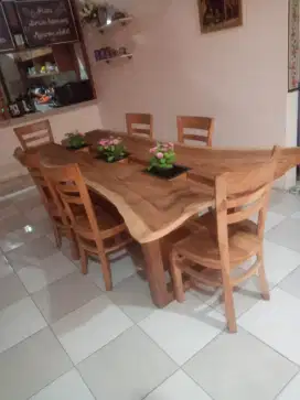 Set Meja Makan Kayu