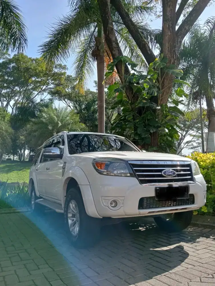 Ford Everest 2.5 MT 4wd 2014