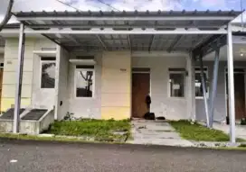 Kanopi baja ringan teras modern