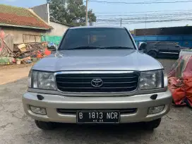 Toyota Landcruiser VX100 Limited Th'2002 4x4 Two Tone Kondisi Ciamik