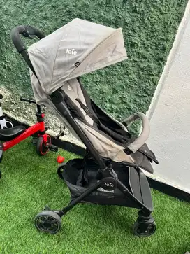 Preloved Joie Pack Lite Stroller