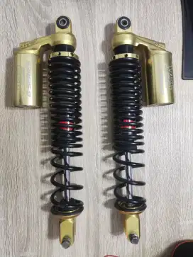 Shock YSS & Knalpot ROB1 PCX 160
