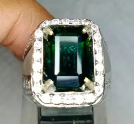 Tri Color Sapphire no heat 5,36 crt