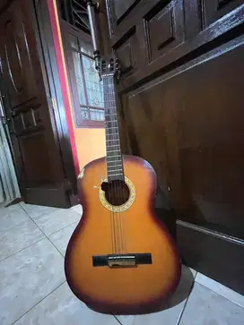 Gitar akustik Yamaha FG-450