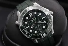 Omega Seamaster Diver 300M Green Ceramic