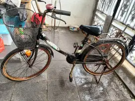 Dijual sepeda mini jadoel merk subaki
