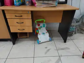 Meja tulis meja belajar