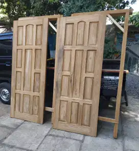 Kusen dan pintu set kayu jati