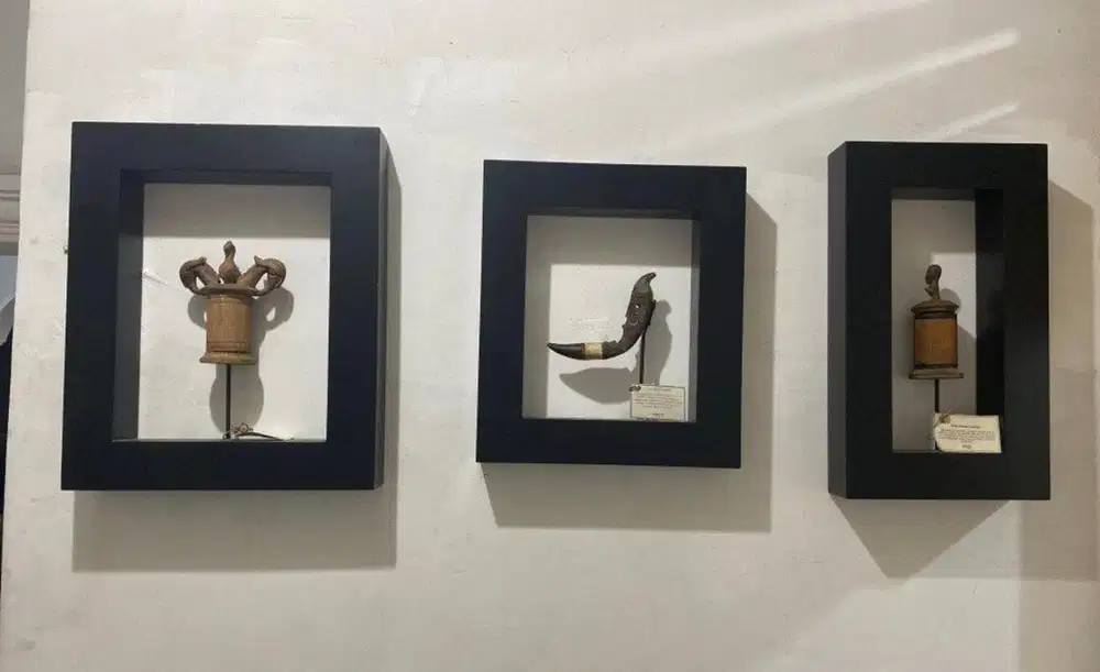 Pajangan minimalis Vinotti