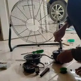 Jasa servis elektronik panggilan