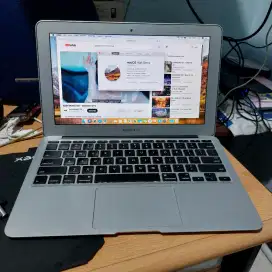 Macbook air 2011 mid A1370 11,6 i5 baca deskripsi