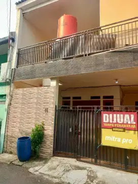 Rumah + kost 5 pintu murah meriah di rawamangun