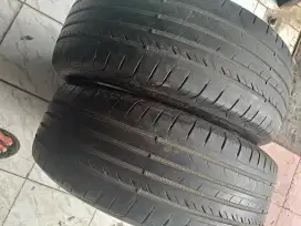 Ban goodyear triplemax 215 60 r17