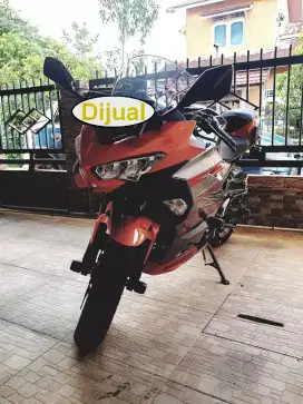 Jual cepat Kawasaki Ninja 250 Fi Abs Mdp 2018 orange