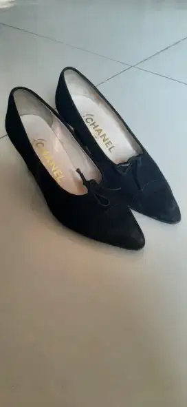 Sepatu Chanel vintage ori