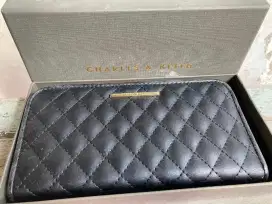 Dompet wanita Charles & Keith original