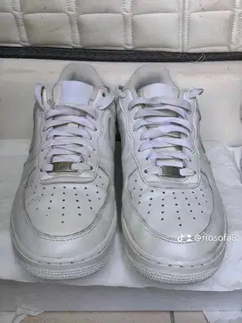 Nike Air Force 1 '07 White