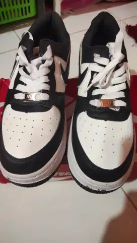 Sepatu jordan panda