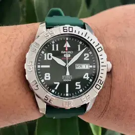 Seiko Pilot Midnight Green Automatic