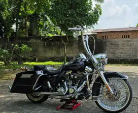 Harley Roadking 2013 Mabua