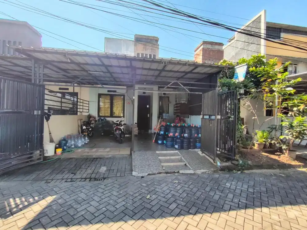 Dijual Rumah dan bisa dipakai usaha perumahan de Marakesh