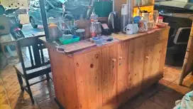 Gerobak kayu kuat