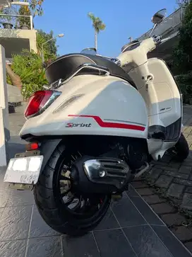 Vespa Sprint S IGET 150 ABS 2022/2023 Putih