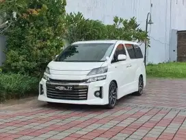 Toyota Vellfire G Sport ( GS) Premium Sound)