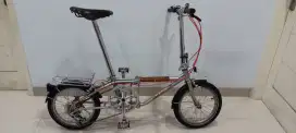 Sepeda Lipat Dahon Klasik 3