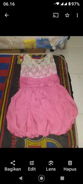 Baju pesta remaja