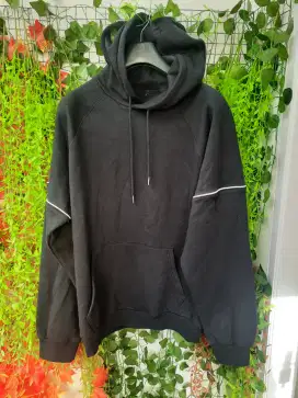 Belum pakai jaket hitam hoodie hitam hudi hitam jaket motor jaket pria
