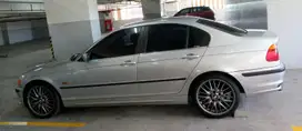 BMW 325i 2001 Bensin