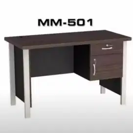 Meja kantor vip