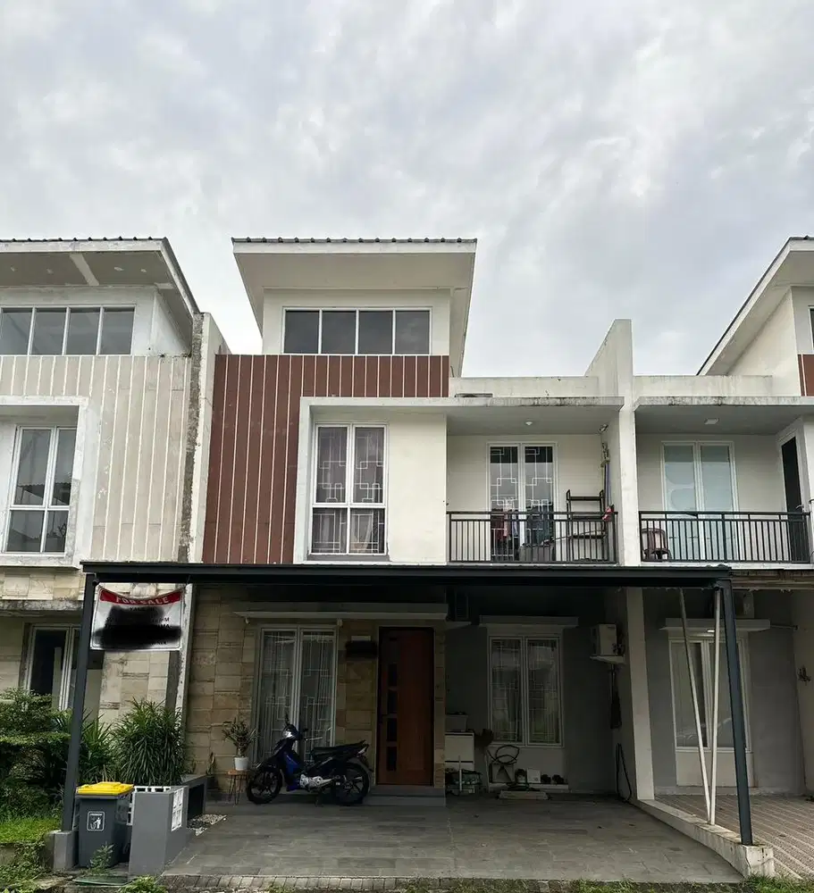 Jual Rumah Cluster pinggir jln raya selatan BSD
