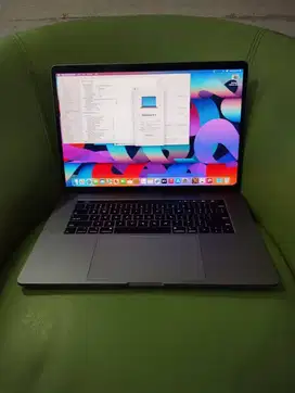 Macbook Pro 15 2018 CTO 32 500gb