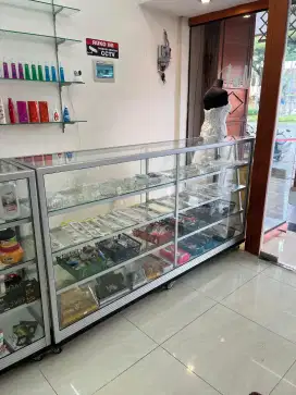 ETALASE JARANG PAKAI