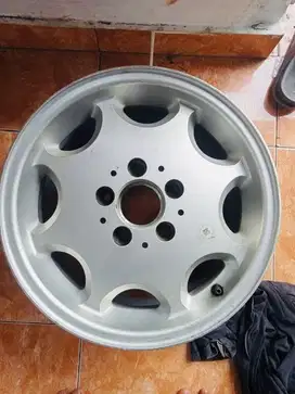 Velg Mercy R 15