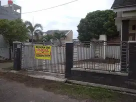 DIJUAL RUMAH HOOK MURAH LUAS 155m2 DI SUMBER CIREBON