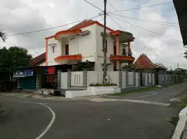 Rumah induk dan kost utara concat jakal km9 murah area kuliner jogja