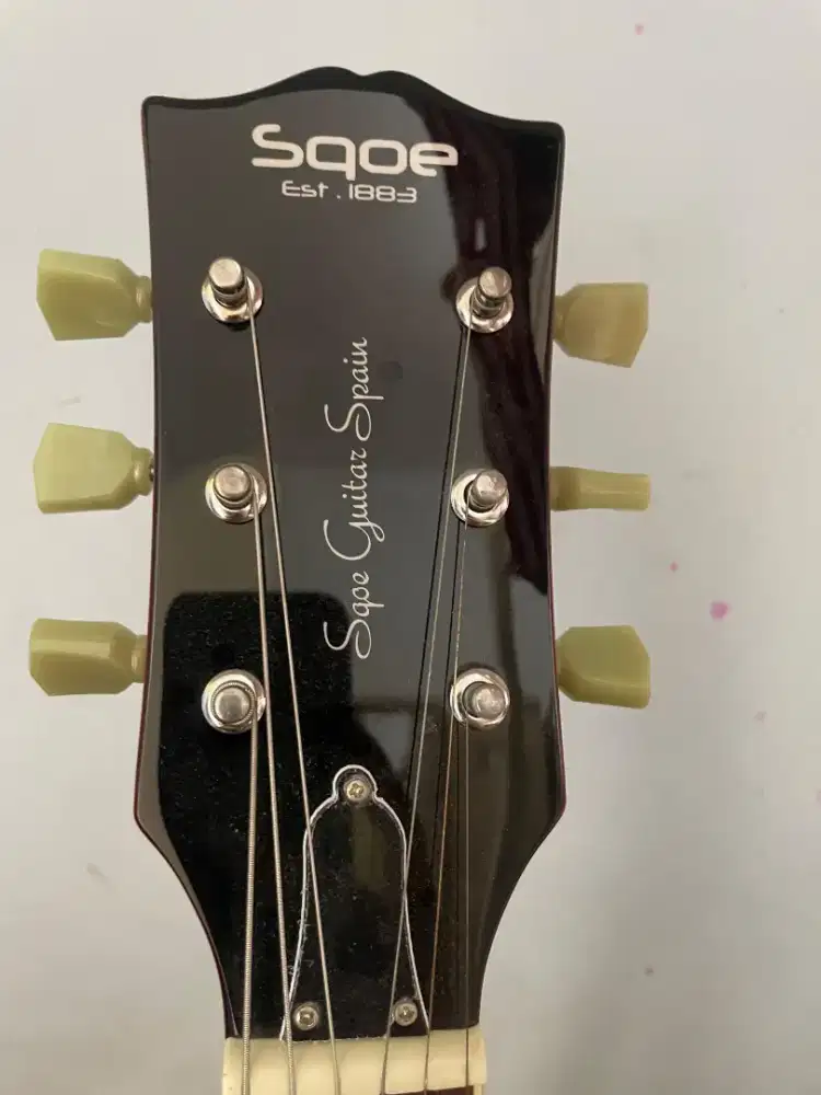 Electric Guitar SQOE SELP 220 Les Pauls