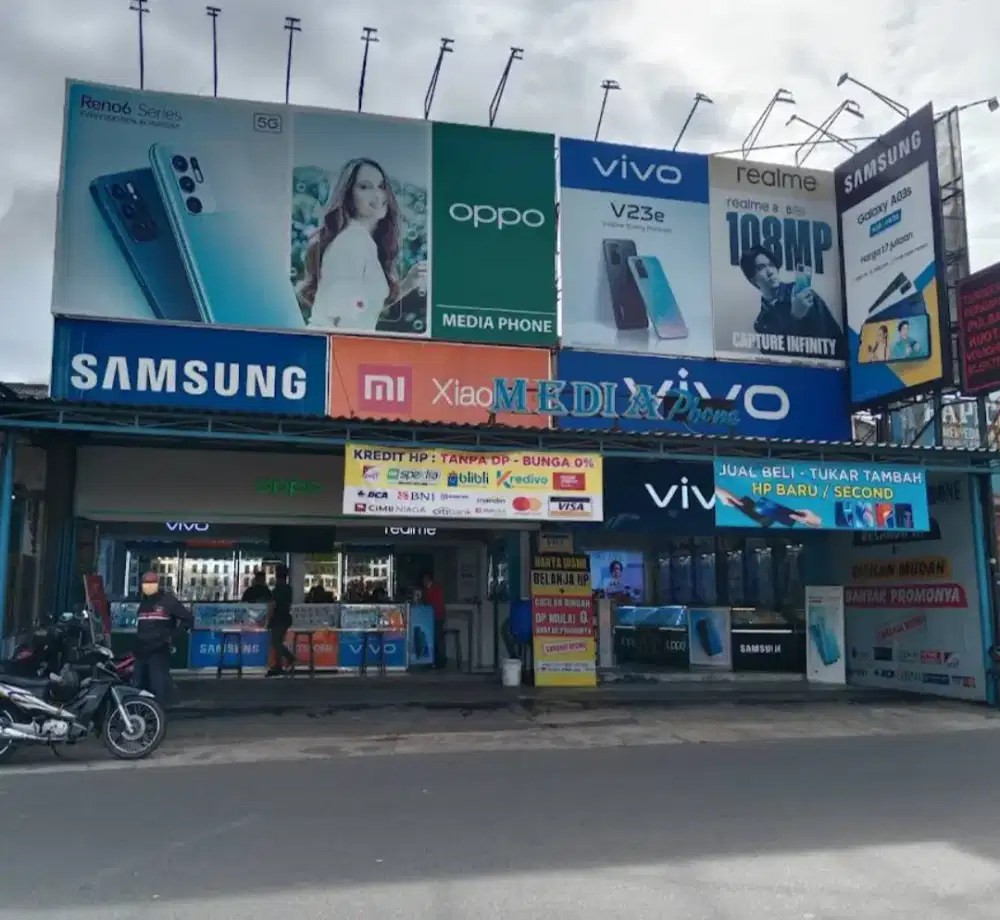 DIBUTUHKAN KARYAWAN DIHANDPHONE