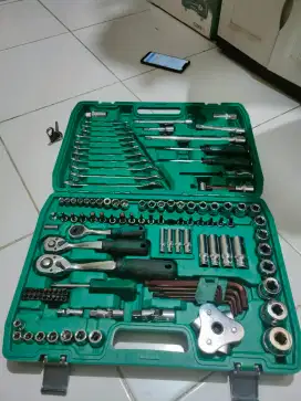 toolset isku 121 pcs kunci shock kunci ring kunci L