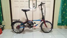 Sepeda jadul dahon