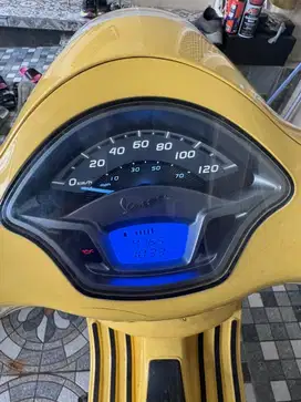 Vespa LX 2021 low KM