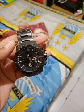 Di jual jam tanggan alexcander hitam