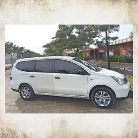 Nissan Grand livina 2012 Bensin