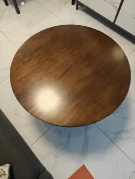 Meja tamu kayu Ashley