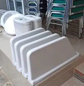 Penyekat / Partisi Urinol