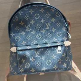 Tas Wanita Preloved (P 25 x L 13 x T 25 cm)