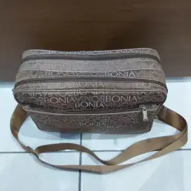 Tas Wanita Preloved (P 31 x L 11 x T 22 cm)